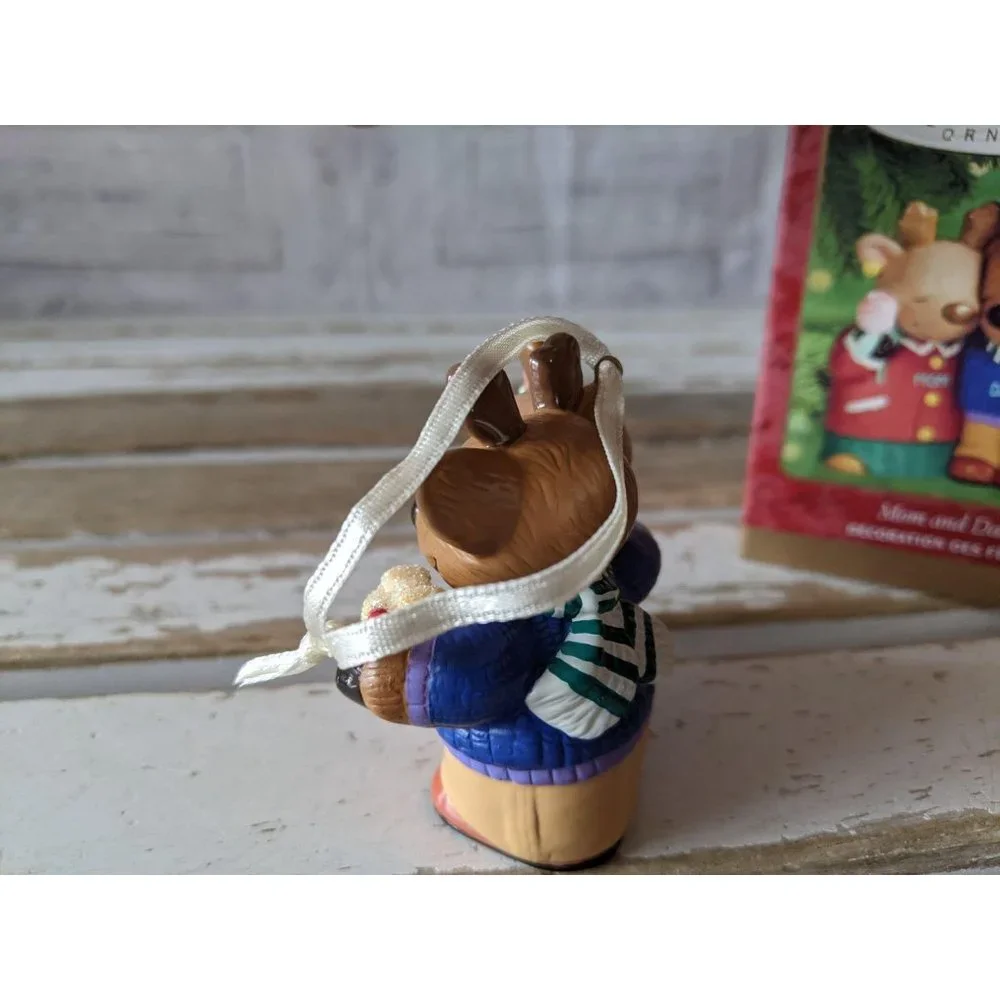 Hallmark Mom and Dad Reindeer 2000 Christmas holid‎
